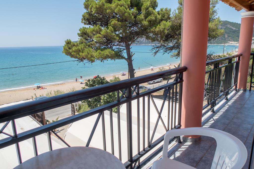 Maria Apartments Agios Georgios Pagon Exteriér fotografie